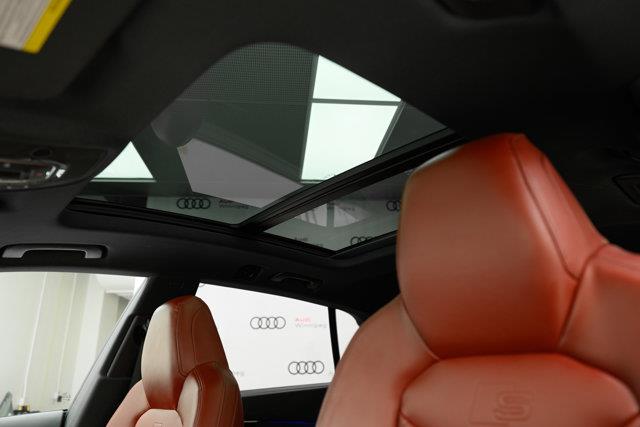 audi SQ8 2023 - 25