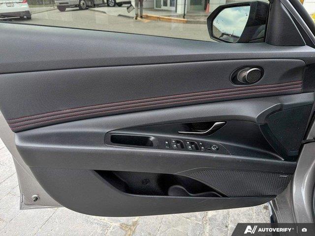 hyundai Elantra 2023 - 17