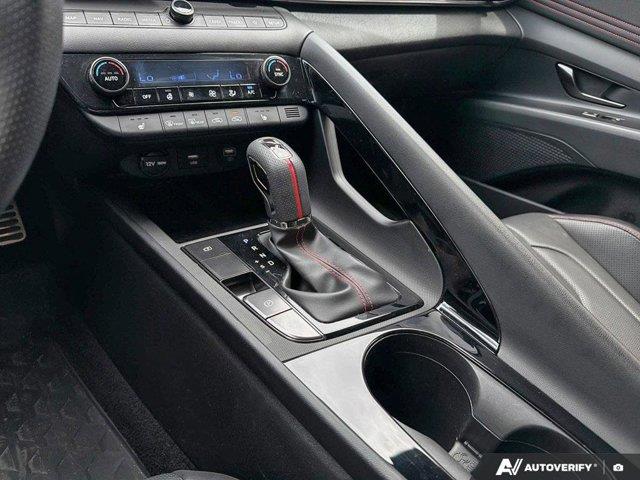 hyundai Elantra 2023 - 25