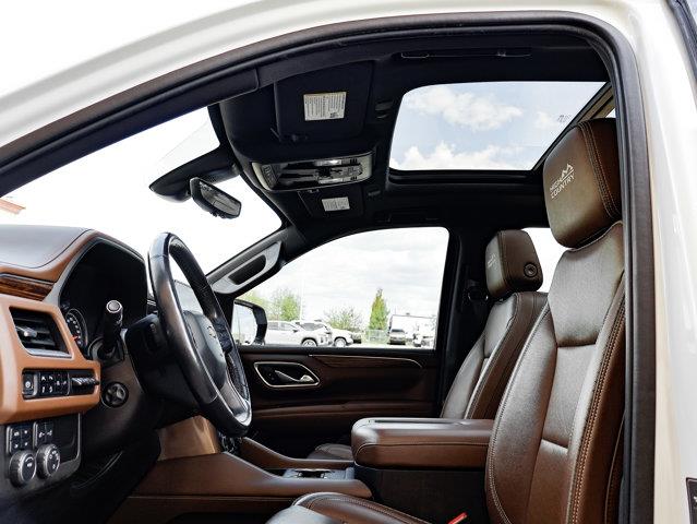 chevrolet Suburban 2021 - 16