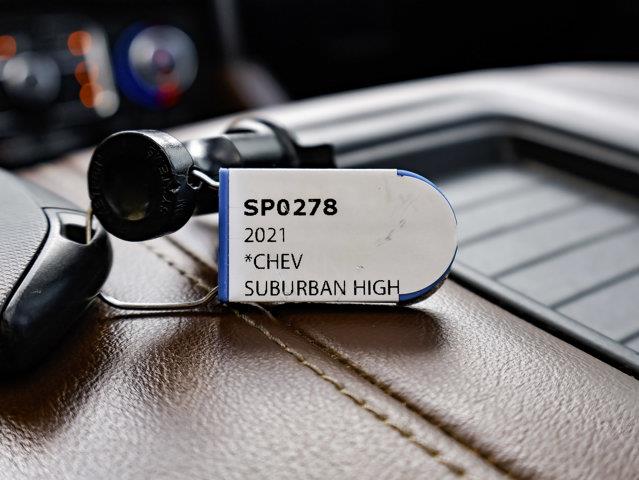 chevrolet Suburban 2021 - 35