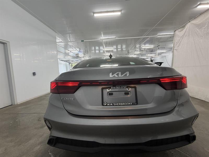 kia Forte 2022 - 5
