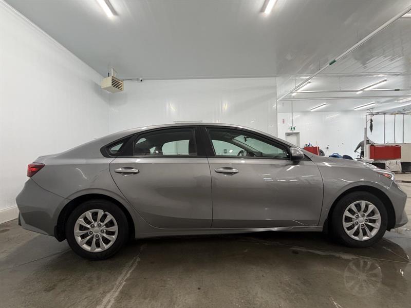 kia Forte 2022 - 8