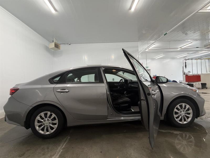 kia Forte 2022 - 9