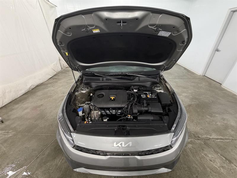 kia Forte 2022 - 13