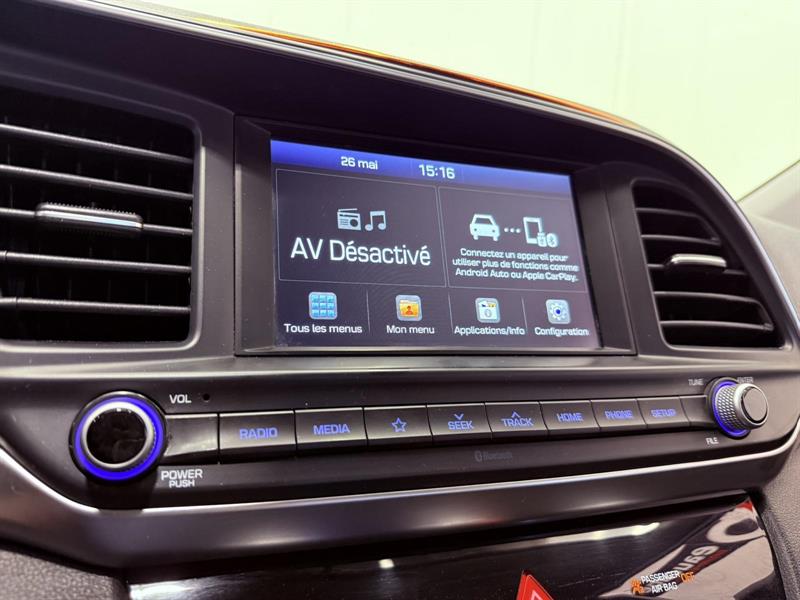 hyundai Elantra 2020 - 17