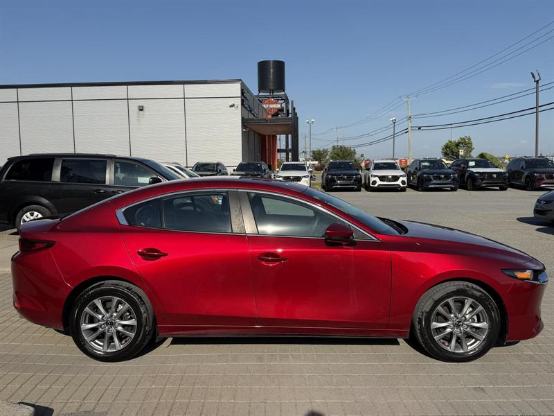 mazda Mazda3 2023 - 9