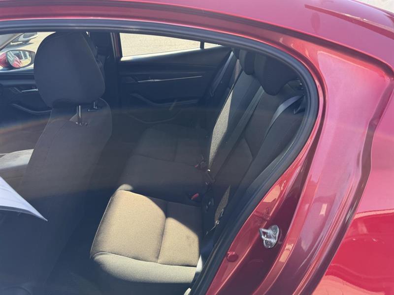 mazda Mazda3 2023 - 15