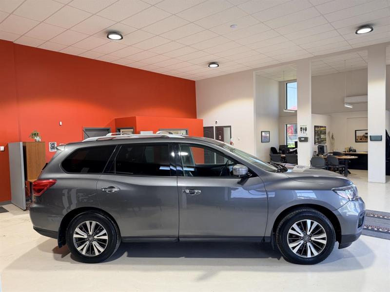 nissan Pathfinder 2017 - 11