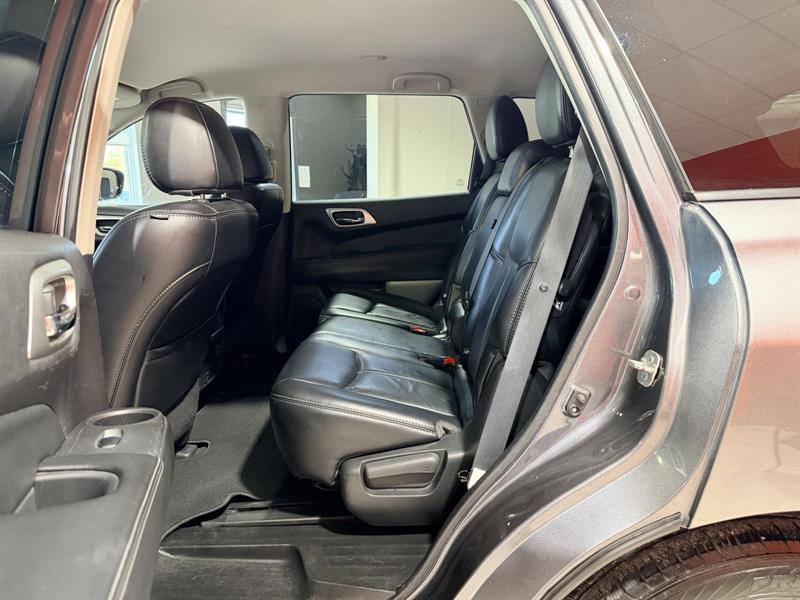 nissan Pathfinder 2017 - 15