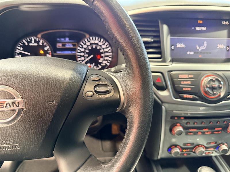 nissan Pathfinder 2017 - 22