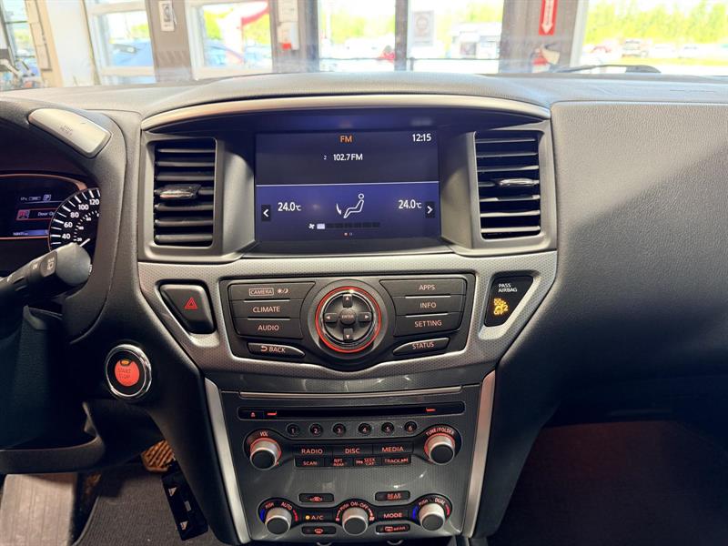 nissan Pathfinder 2017 - 24