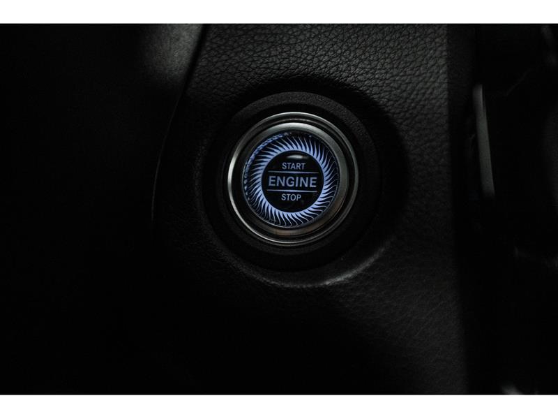 mercedes-benz GLC300 2022 - 18