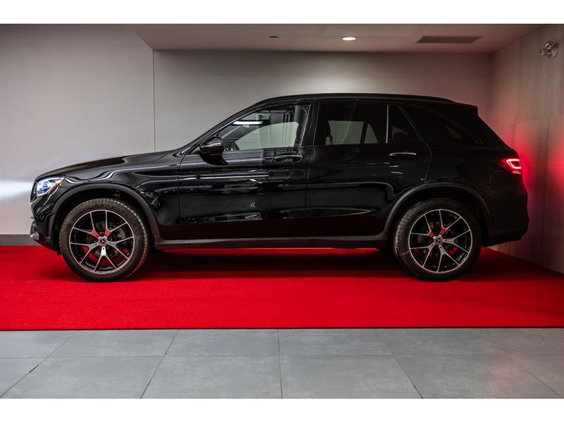 mercedes-benz GLC300 2022 - 5