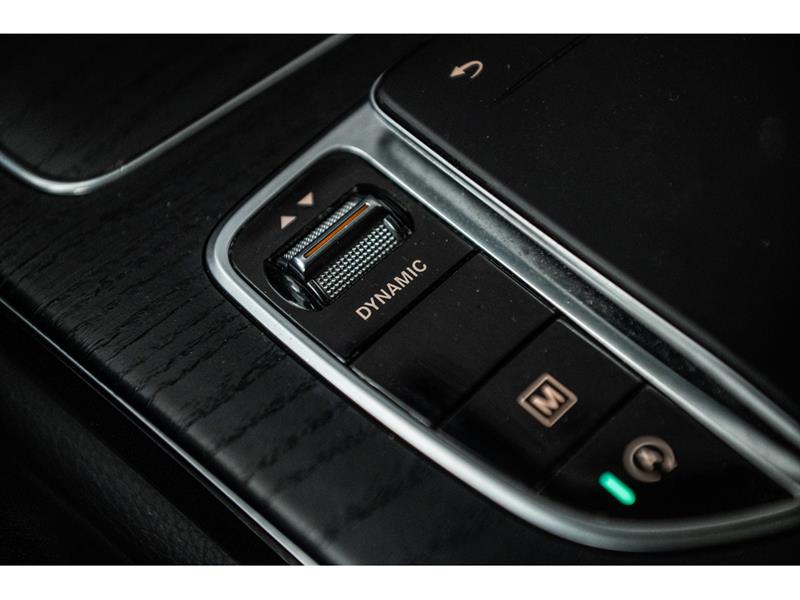mercedes-benz GLC300 2022 - 23
