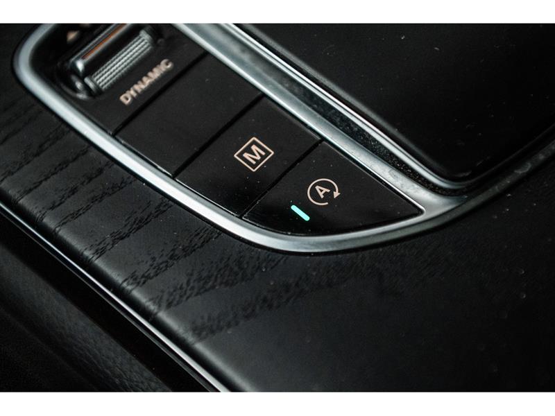 mercedes-benz GLC300 2022 - 24
