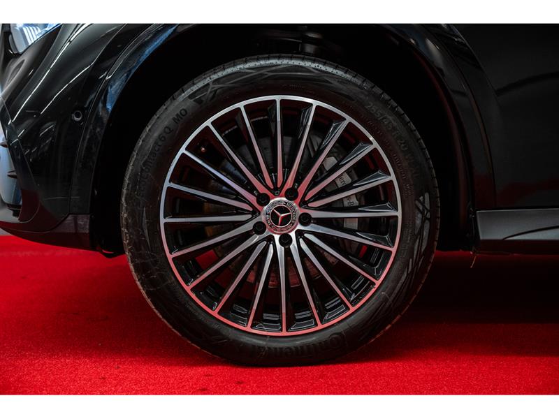 mercedes-benz GLC300 2023 - 4