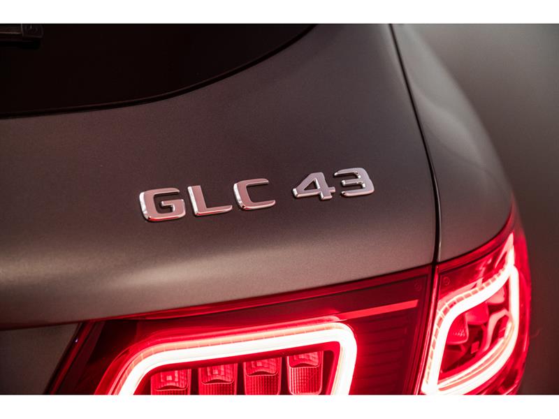 mercedes-benz AMG GLC 43 2022 - 9