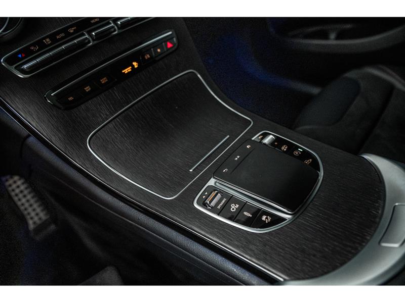 mercedes-benz AMG GLC 43 2022 - 24