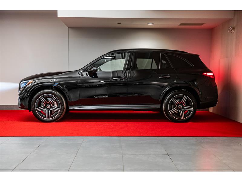 mercedes-benz GLC300 2023 - 5