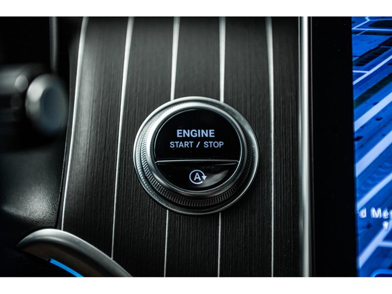 mercedes-benz GLC300 2023 - 18