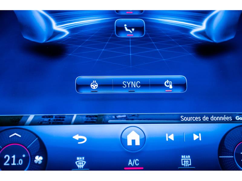 mercedes-benz GLC300 2023 - 22