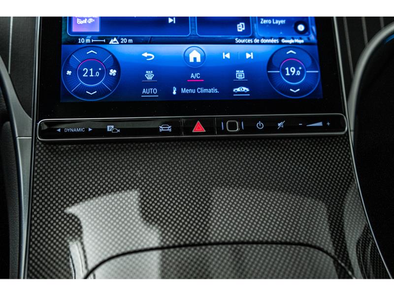 mercedes-benz GLC300 2023 - 24