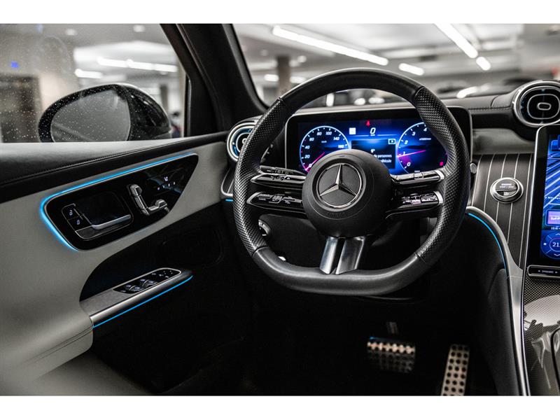 mercedes-benz GLC300 2023 - 29
