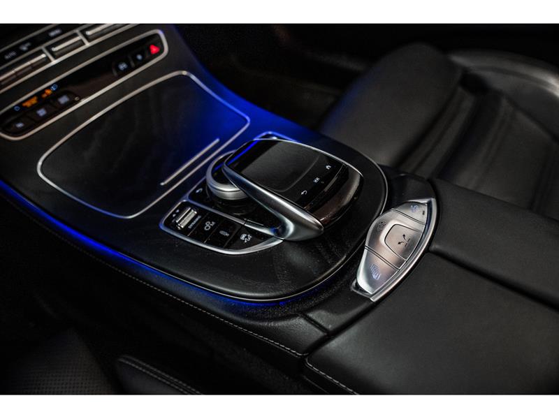 mercedes-benz E Class 2023 - 25
