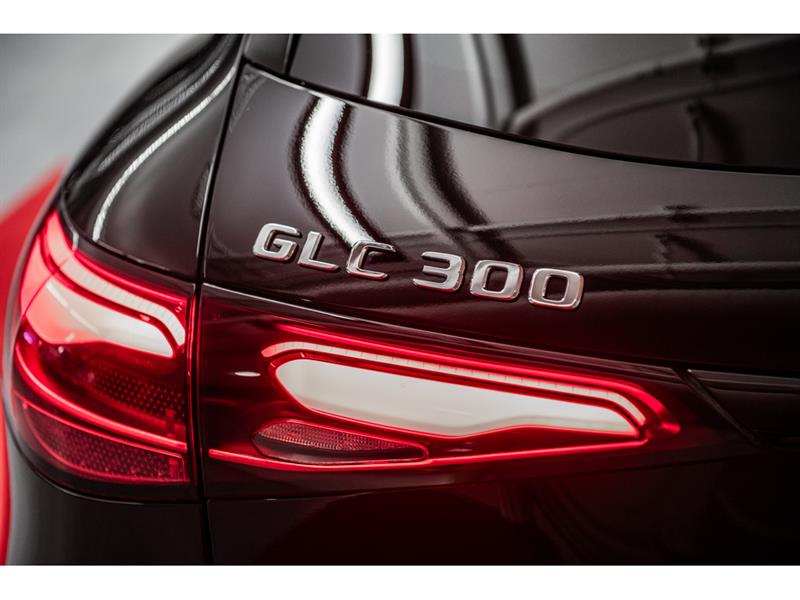 mercedes-benz GLC300 2026 - 8