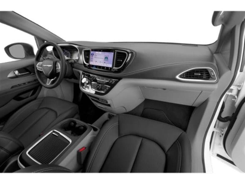 chrysler Pacifica 2024 - 10