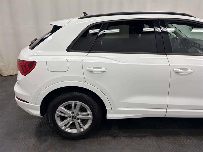 audi Q3 2021 - 12