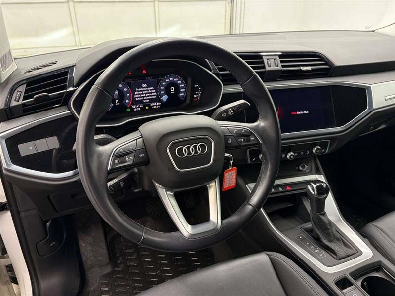 audi Q3 2021 - 17