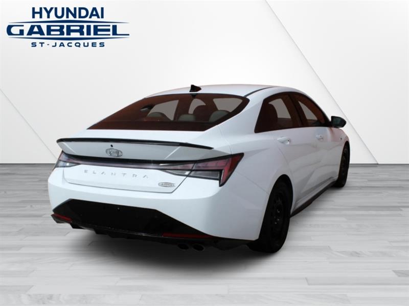 hyundai Elantra 2022 - 4