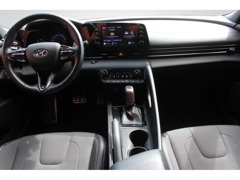 hyundai Elantra 2022 - 12