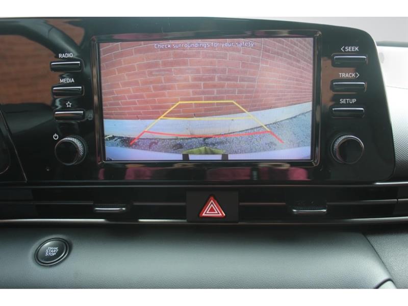 hyundai Elantra 2022 - 18