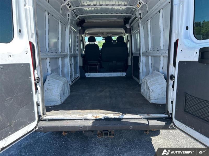 ram ProMaster fourgonnette utilitaire 2019 - 15