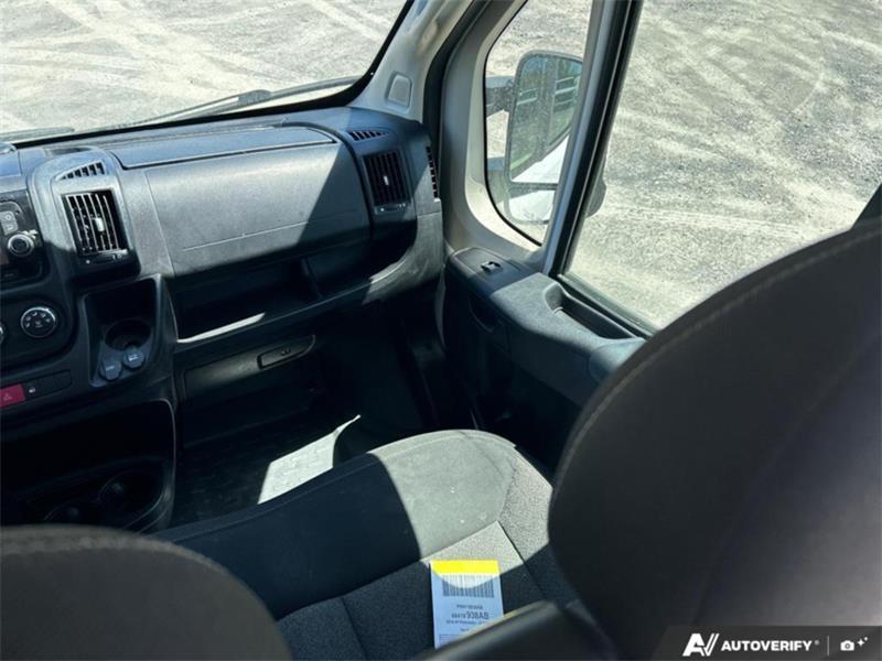 ram ProMaster fourgonnette utilitaire 2019 - 28