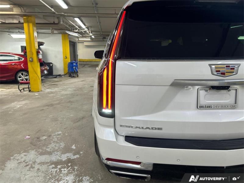 cadillac Escalade 2025 - 14
