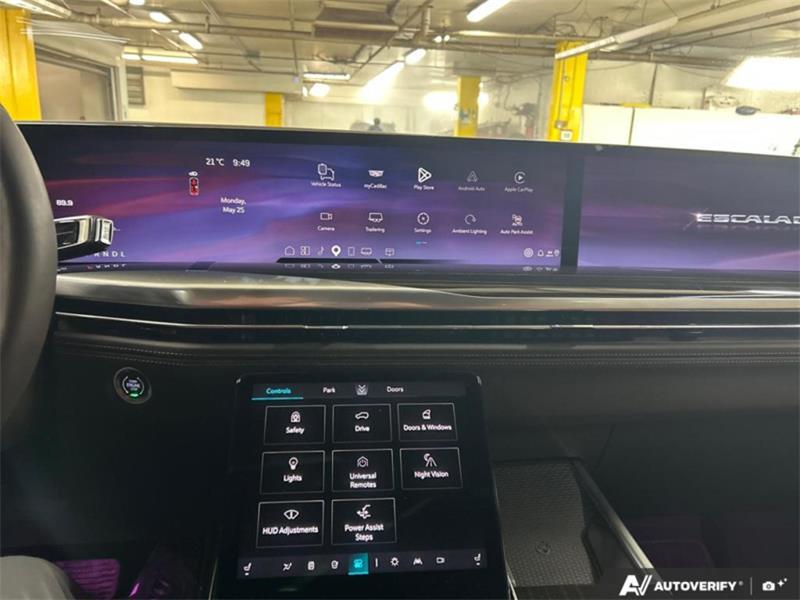 cadillac Escalade 2025 - 22