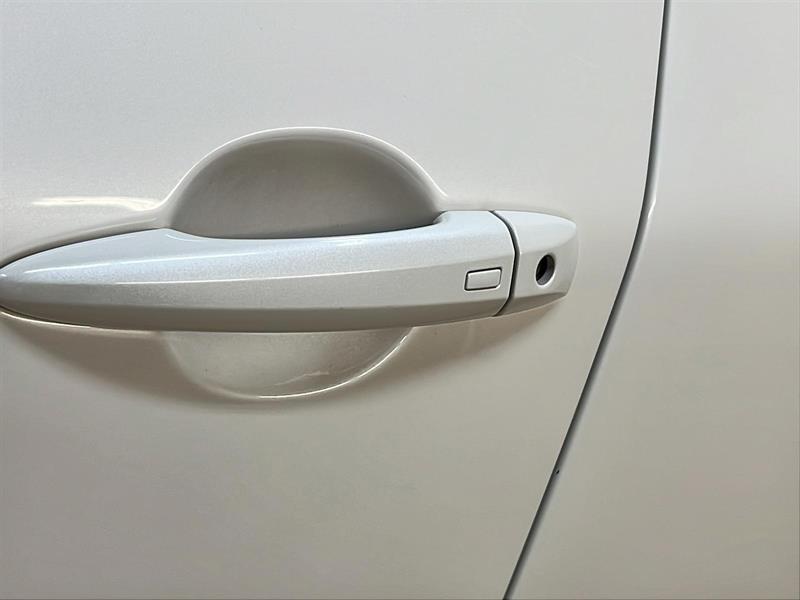 nissan Rogue 2023 - 25