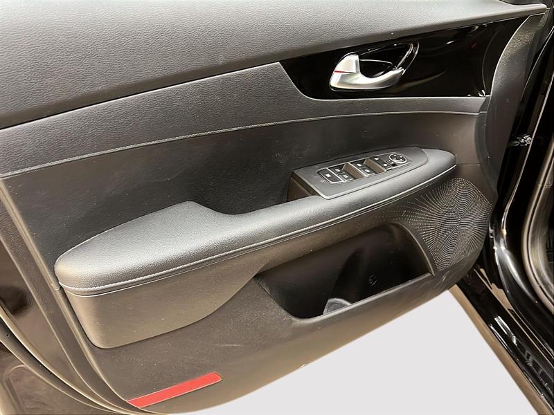 kia Forte 2023 - 22