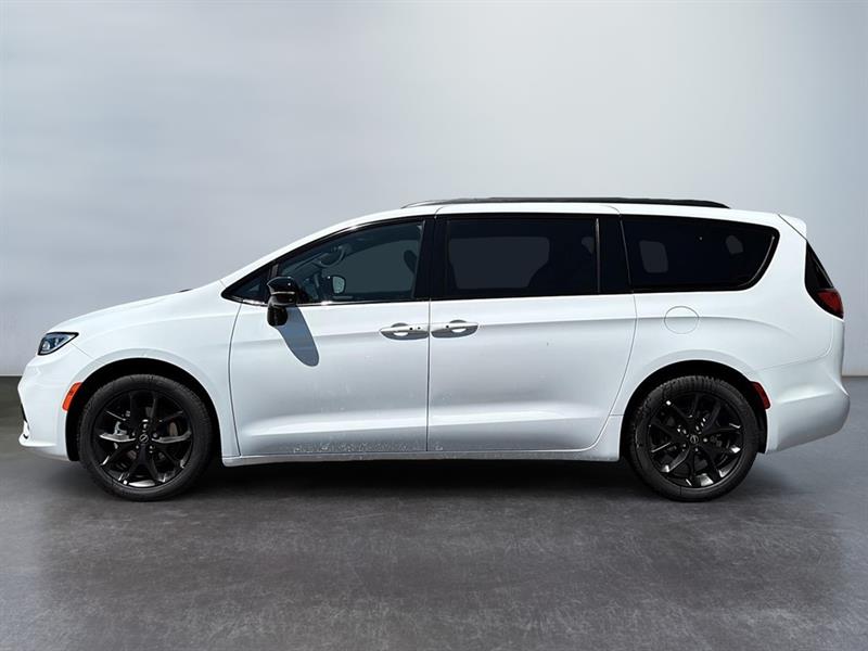 chrysler Pacifica 2026 - 3
