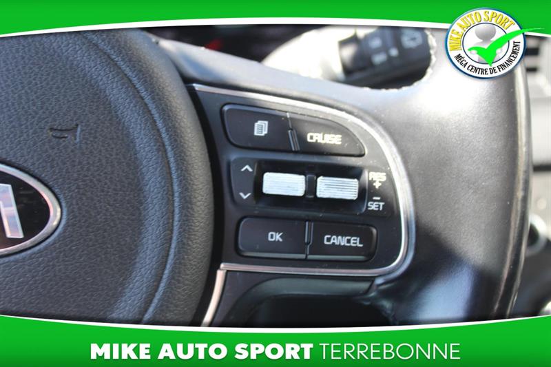 kia Sportage 2018 - 23