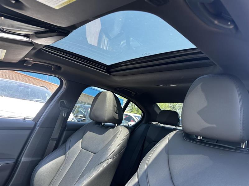 bmw 330I 2019 - 13