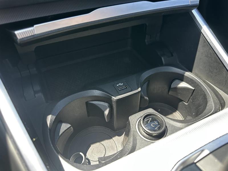 bmw 330I 2019 - 24