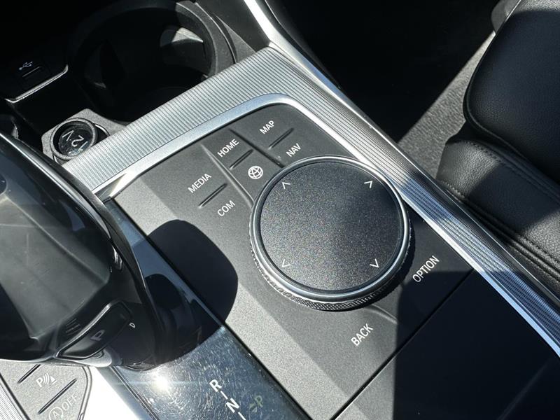 bmw 330I 2019 - 26