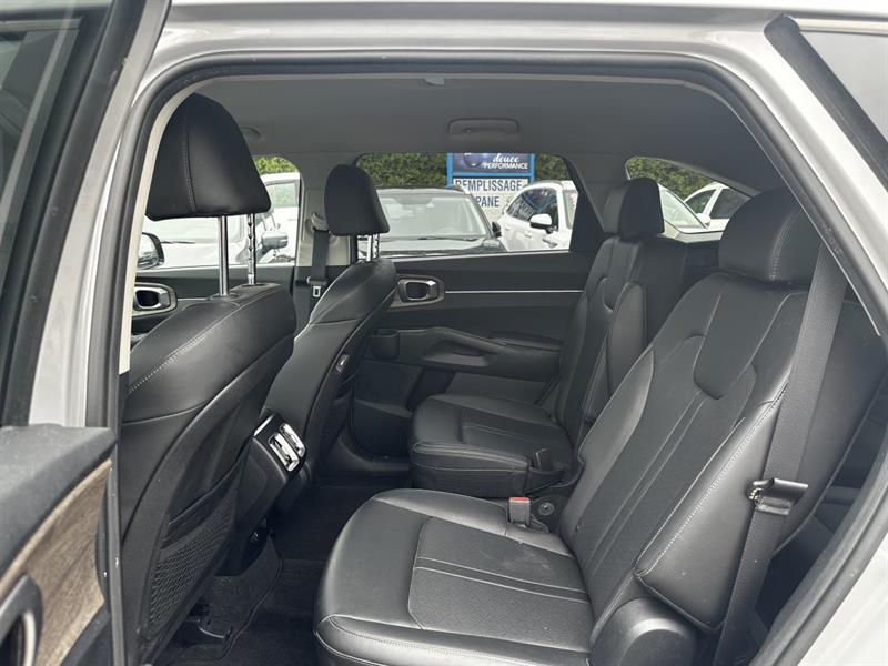 kia Sorento 2023 - 19