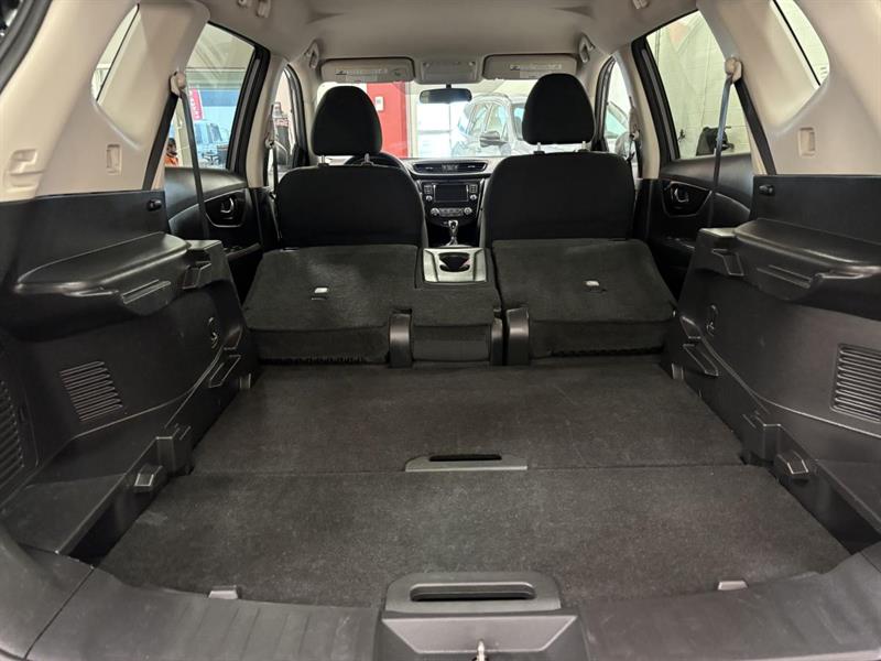 nissan Rogue 2018 - 24