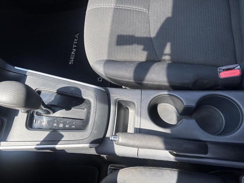 nissan Sentra 2016 - 27
